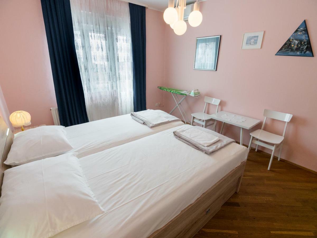 689 Banjol Leilighet Eksteriør bilde